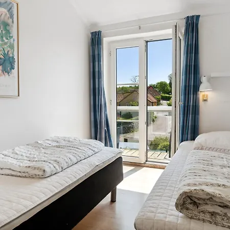 - Panoramic View Over The Sea , 6 Beds Appartamento *
